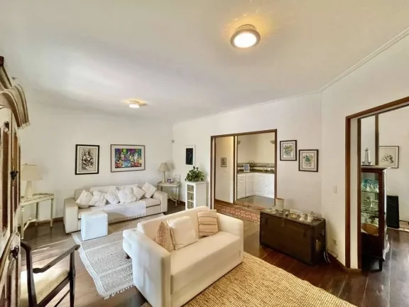 Imagem Cond Vila Real M. Velho - 100% TÉRREA! 3d/1ste + ap. hóspedes, em 6.370 m²!
