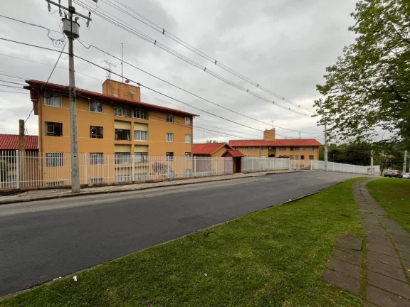Apartamento com 2 Quartos no Fazendinha - Cic - R$210 mil
