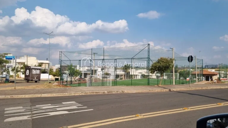 Imagem Localizado no Condomínio Real Park Sumaré, este lote de 250 m² oferece uma oportunidade única de...