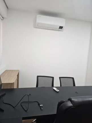 Imagem Sala Comercial Mobiliada em Localização Estratégica na Vila Carrão