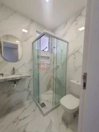 Imagem Apartamento linear reformado, 2 quartos, Centro - Cabo Frio