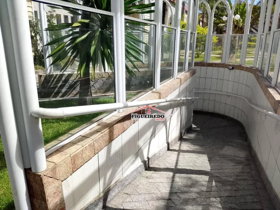 Imagem Sobrado com 2 dormitórios à venda, 117 m² por R$ 709.999,00 - Mirim - Praia Grande/SP