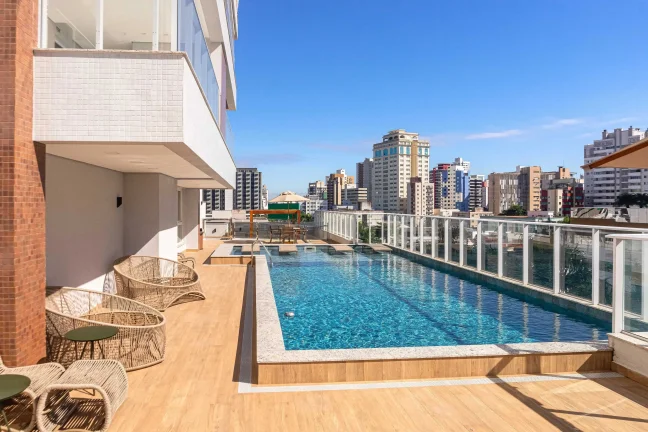 Imagem Apartamento com 3 suítes e 3 Vagas de Garagem no Centro Itajaí/SC