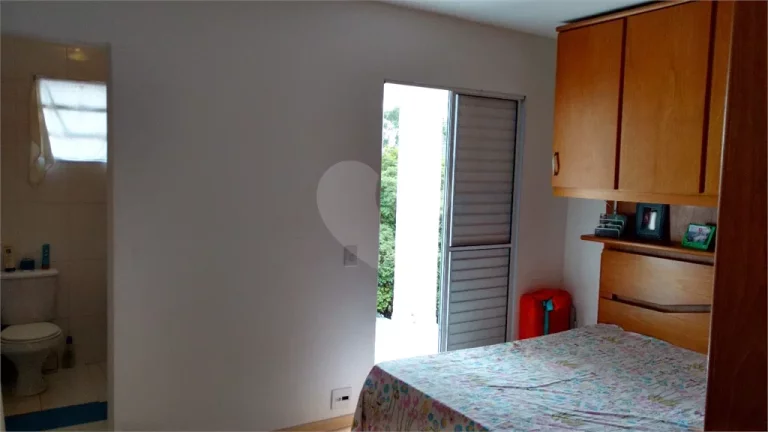 Imagem Sobrado à venda com 3 quartos, sendo 1 suíte, em Butantã, São Paulo - SP