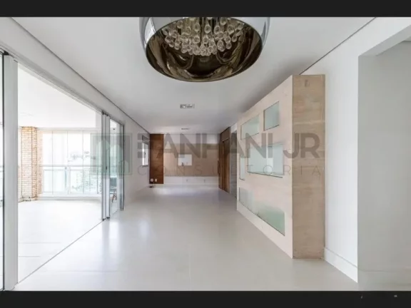 Imagem Imperdível: Apartamento de Luxo à Venda ou Locação no Itaim Bibi, São Paulo - 3 quartos, 3 suítes, 3 salas, 5 banheiros, 3 vagas - 162 m².