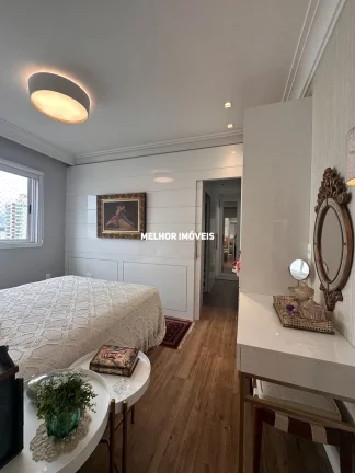 Imagem Apartamento á venda finamente mobiliado com 3 suítes, 2 vagas no centro Balneário Camboriú