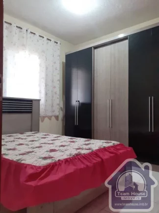 Imagem Casa com salão comercial a venda no Pq. Umuarama em Suzano