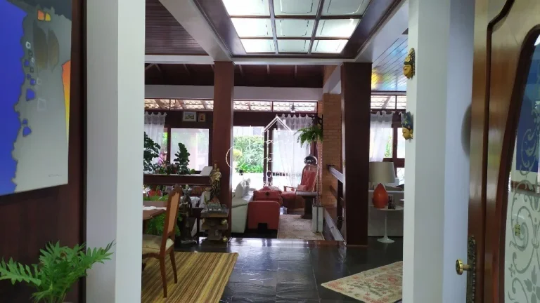 Imagem Casa venda ou locação condomínio Granville, Guarujá-SP: 5 quartos, 2 suítes, 2 salas, 5 banheiros, 4 vagas e 588m². Venda ou locação!