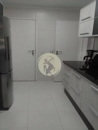Imagem OPORTUNIDADE, 3 DORMITORIOS E SUITE COM VISTA PARA O MAR