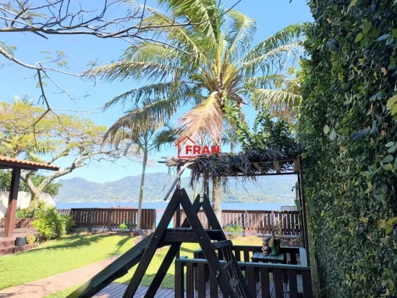 Imagem Belissima casa as Margens da lagoa da conceisão .