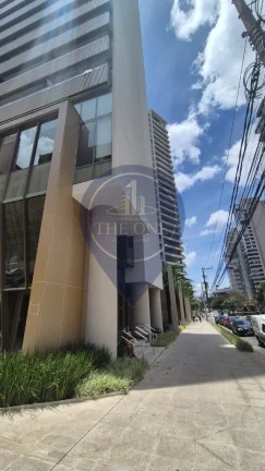 Imagem Studio de Luxo à Venda em Moema, São Paulo-SP: 1 Quarto, 2 Salas, 1 Banheiro, 28m² de Pura Elegância!