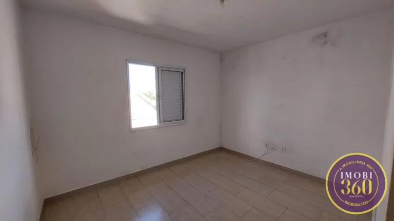Imagem Sobrado Triplex com excelente espaço interno