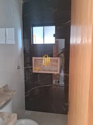 Imagem Casa com 3 quartos no Solar Central Park, em terreno com 180m² com 106m² de área construída poss...