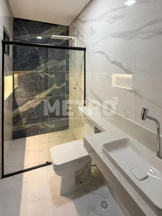 Imagem Casa à venda no Buona Vita com 3 suítes, gourmet, piscina, PETROLINA - PE