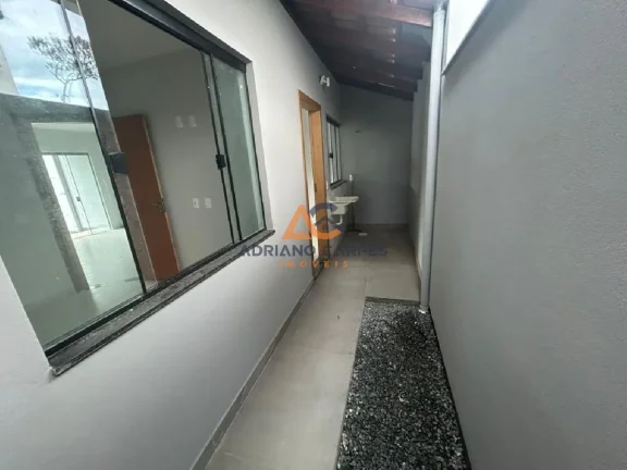 Imagem Casa Geminada - 2 dormitórios, sendo 1 suíte e uma vaga de garagem. Localizado no bairro Itajuba - Barra Velha - Adriano Carpes Imóveis vende