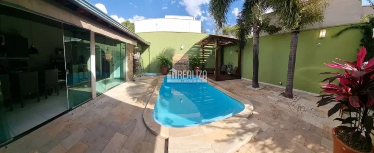 Imagem Casa à venda no bairro Dom Eduardo II, Uberaba: 3 dormitórios, piscina aquecida e móveis planejados!