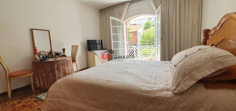 Imagem Sobrado à venda 3 Quartos, 2 Vagas, Olímpico, São Caetano do Sul - SP