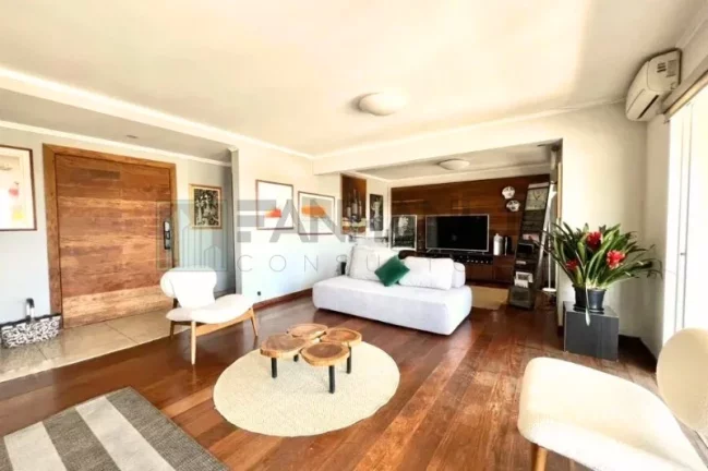Imagem Apartamento com varanda locação em São Paulo-SP, Alto de Pinheiros: 3 quartos, 3 suítes, 4 salas, 5 banheiros, 4 vagas, 220m². Venha conhecer!
