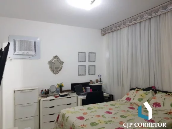 Imagem Apartamento de três quartos com suíte e dependência para vender