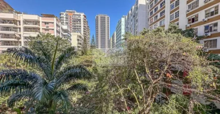 Foto do imóvel: Condominio do Edificio Lauro Muller - Apartamento a Venda ao lado do Shopping Rio Sul!