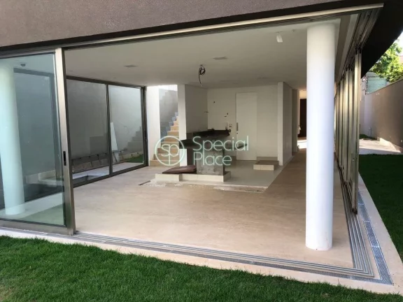 Imagem Casa com projeto moderno da A1 Arquitetura, da Alessandra Pires, e paisagismo de Marcelo Bellotto. U...