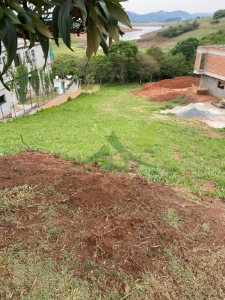 Imagem Excelente Terreno à Venda Condomínio Fechado em Piracaia - Saída para Água