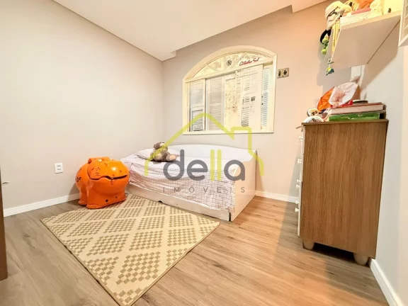 Imagem Casa plana e averbada no Saguaçú próximo ao colégio Bom Jesus!