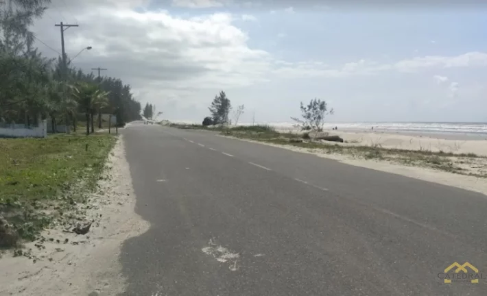 Imagem Lote balneário Araçá com 360m² por R$60.000,00 a 200m da praia