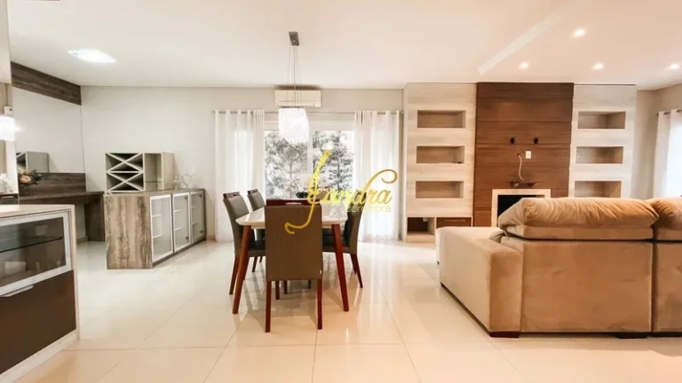 Imagem Casa térrea em Condomínio com 04 suítes mobiliado e decorado