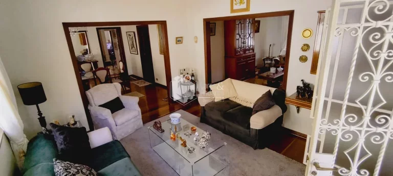 Imagem Sobrado à venda, 710m² com 4 dorm sendo 2 suítes, 8 vagas, casa com edícula, piscina com cascata e churrasqueira - Alto da Lapa