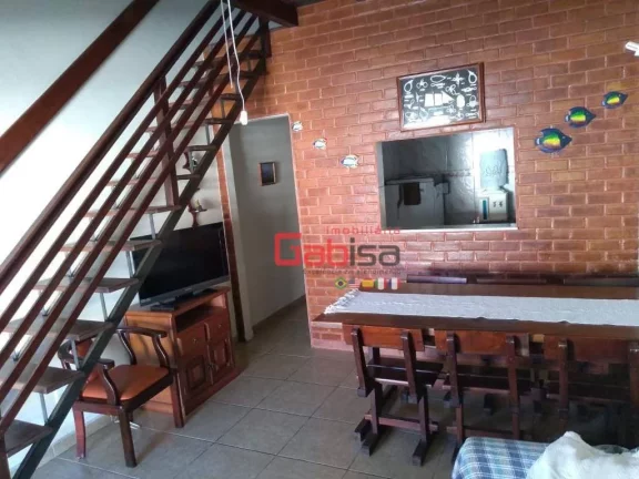 Imagem Casa com 2 dormitórios à venda, 70 m² por R$ 320.000,00 - Peró - Cabo Frio/RJ