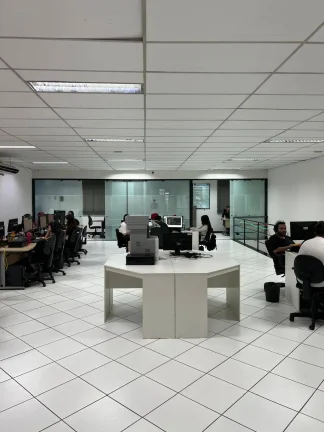 Imagem Prédio Comercial há 300 metros da Estação Carrão