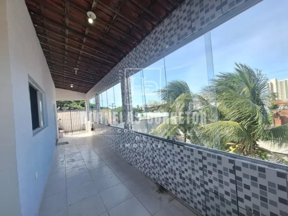 Imagem Casa em Olinda casa caiada térrea e 1ºandar 7vgs 6qtos 2sts quintal port. aut. há 3min. shop. pátteo