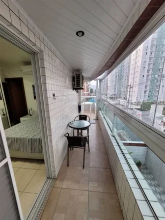 Imagem Apto todo reformado com poretira fechada