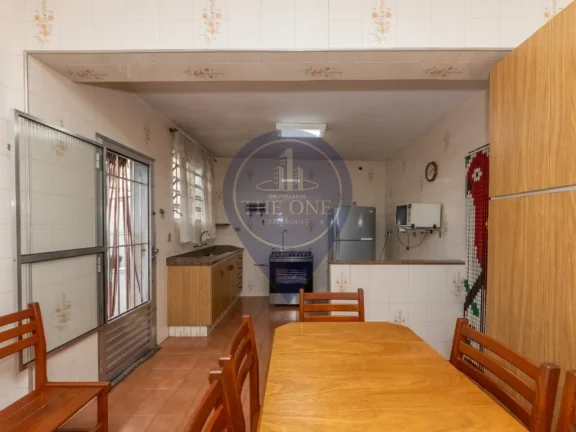 Imagem Casa para venda em São Paulo-SP, bairro Saúde! 2 quartos, 2 salas, 3 banheiros, 1 vaga de garagem, 200m² de área. Imperdível!