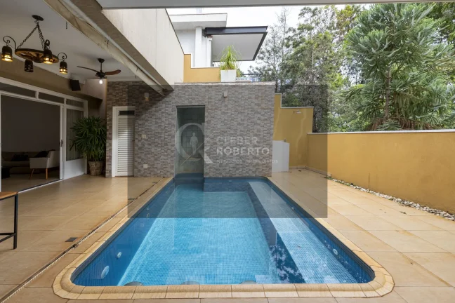 Imagem Sobrado à venda com Vista Deslumbrante e Lazer Com 250m² de terreno e 208m²