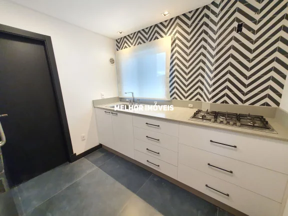 Imagem Cobertura Duplex a venda Ed Carmel Vista Alta em Balneário Camboriú.