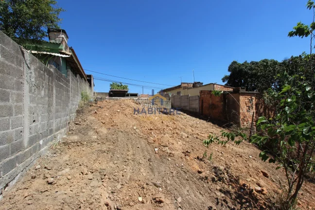 Imagem Lote Plano com fundação pronta