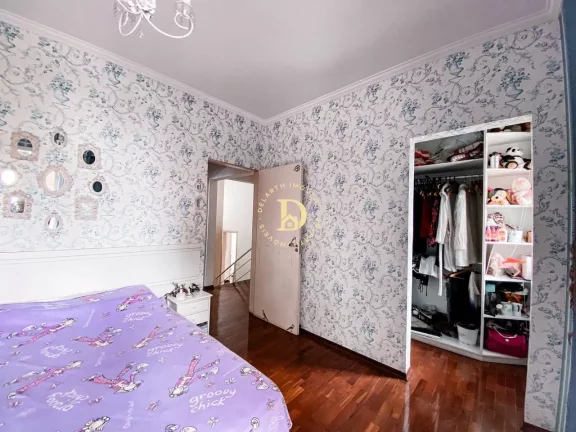 Imagem Casa - Jardim Esplanada - São José dos Campos - 4 Dormitórios ( 1 suíte ) - 300