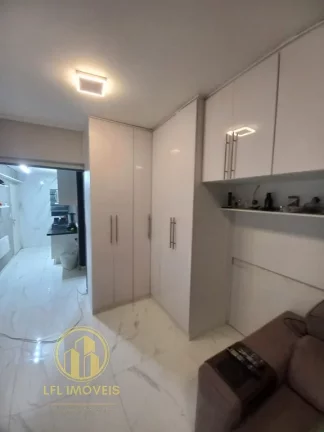 Imagem Studio / Kit reformado, com 35 m² e 1 vaga. Bela Vista