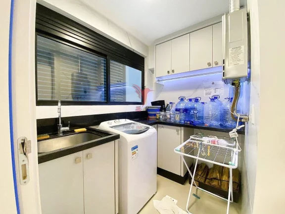 Imagem Apartamento em Balneário Piçarras 3 Suites, 2 Vagas,na Praia mobilado/decorado.Visita Mar