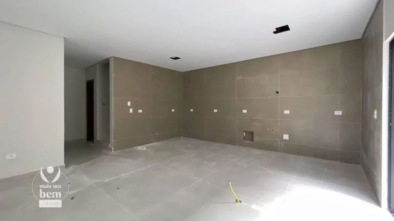 Imagem Baixou de 920 mil por 880 mil - Sobrado 160 m² com 3 quartos (1 suíte) à venda por R$ 880.000 - Boa Vista - Curitiba/PR