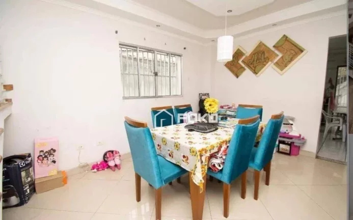 Imagem Sobrado com 3 dormitórios à venda, 196 m² por R$ 890.000,00 - Jardim Flor da Montanha - Guarulhos/SP