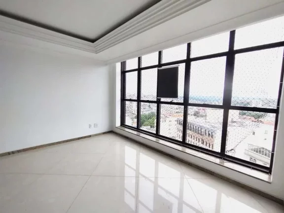 Imagem Viva com Elegância e Conforto: Apartamento de 4 Quartos no Coração da Cidade!