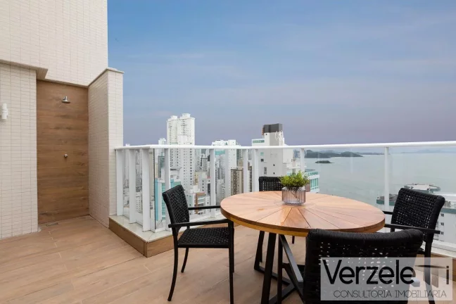 Imagem Cobertura para Venda em Balneário Camboriú / SC no bairro Centro