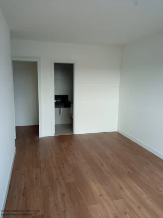 Imagem Imperdível: Casa de luxo em condomínio Alphaville, 4 quartos, 4 suítes, 2 salas, 4 vagas em Camaçari-BA