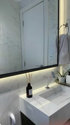 Imagem Apartamento 1 suíte mais 1 dormitório com 1 vaga privativa em Balneário Camboriú
