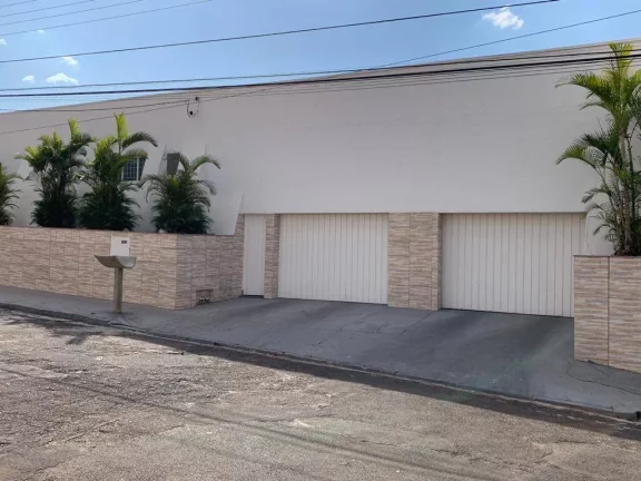 Imagem Vende se imóvel comercial com 1.000 m2 no bairro Higienópolis próximo