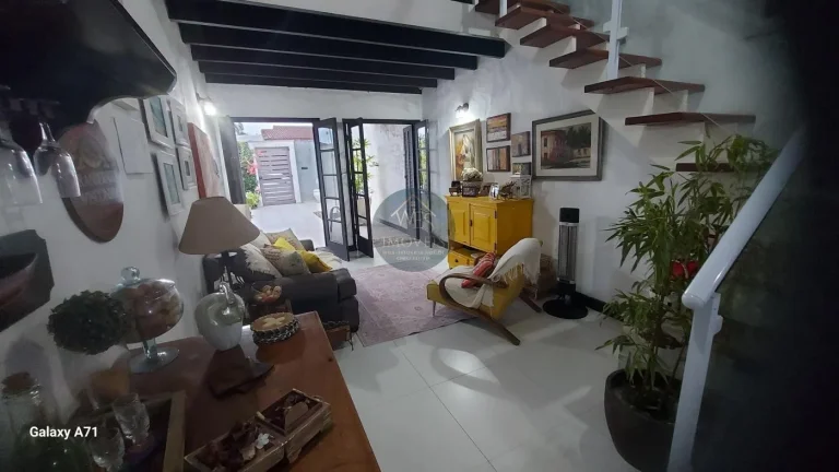 Imagem Casa para Venda em Itanhaém, Cibratel I, 5 dormitórios, 1 suíte, 3 banheiros, 3 vagas