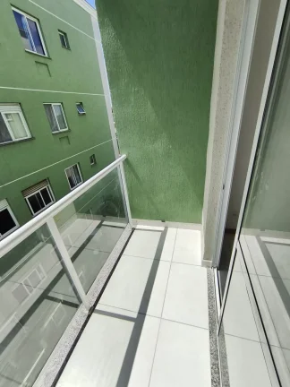 Imagem Condomínio Jardim Alcântara 2 - Apartamento com 2 quartos (1 suíte) e sacada em Santa Luzia, São Gonçalo/RJ